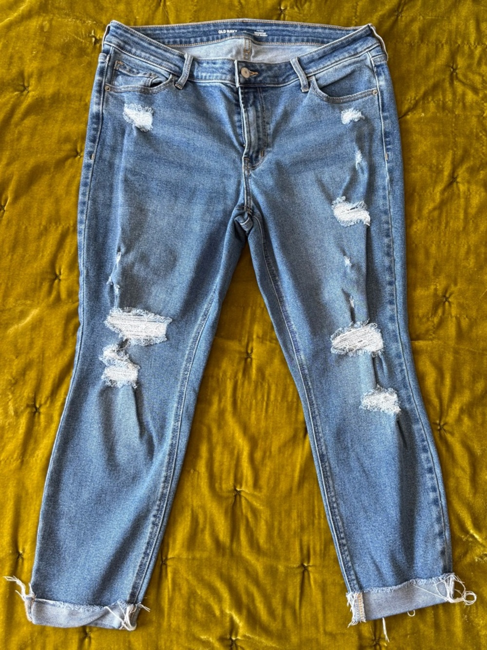 Old Navy Rockstar Light Blue Distressed Cropped Jeans
